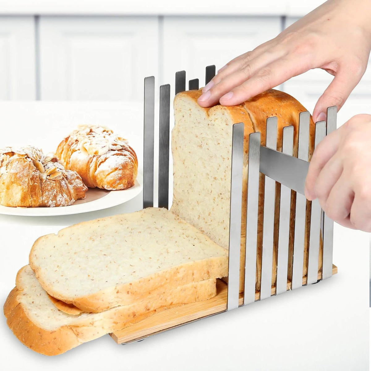 Stainless Steel Bread Slicer with Bamboo Cutting Board Y76729