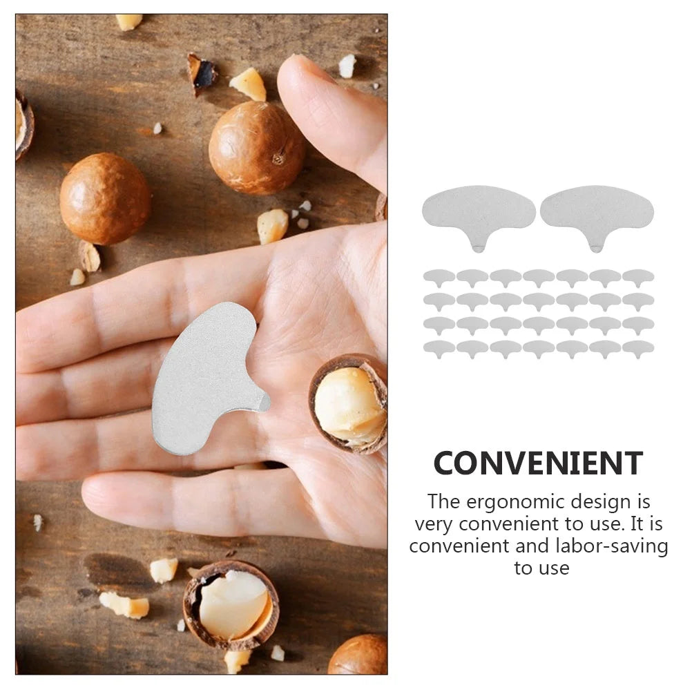 30pcs Portable Iron Walnut Opener C6062