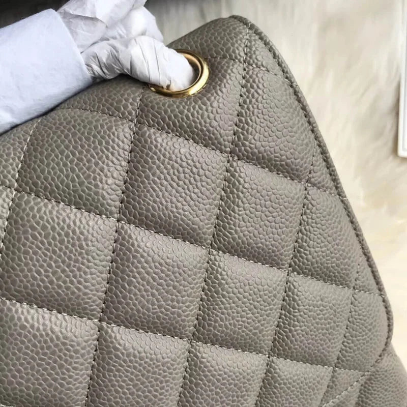 Caviar Calfskin 30Cm Flap Bag R2453