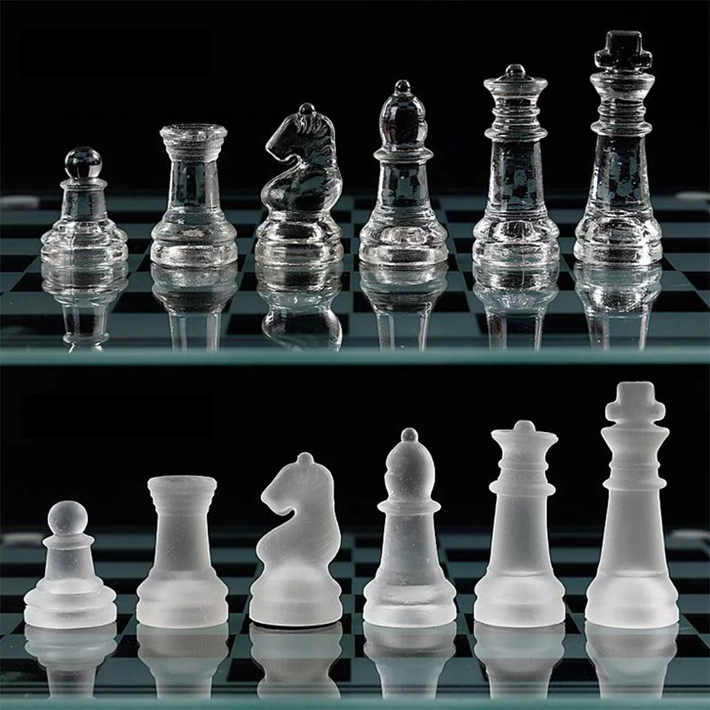 Solid Glass Chess Pieces with Padded Bottom Crystal Chess Board Play Set - 20x20cm M919361