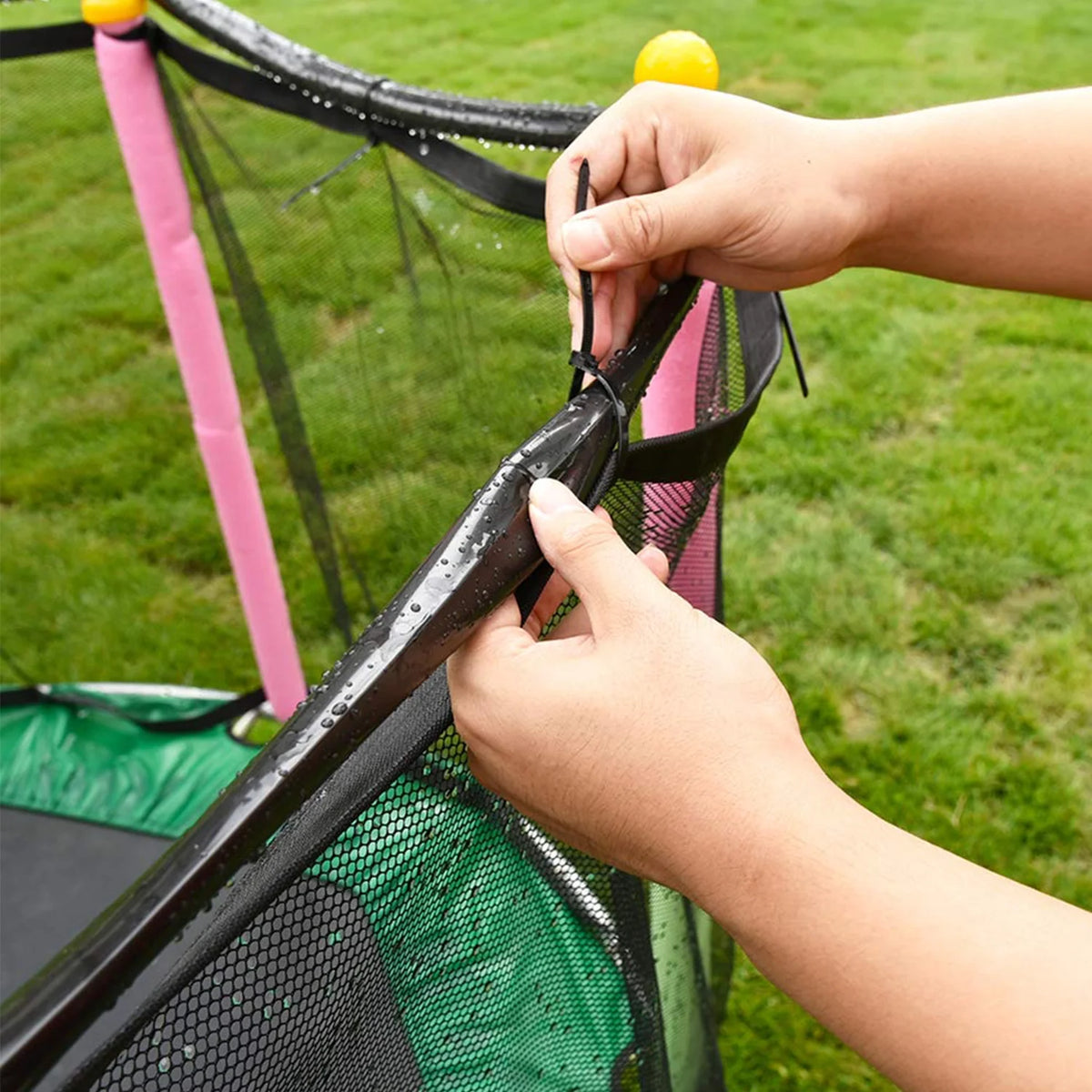 Trampoline Water Play Sprinkler ( 39 ft ) O8502