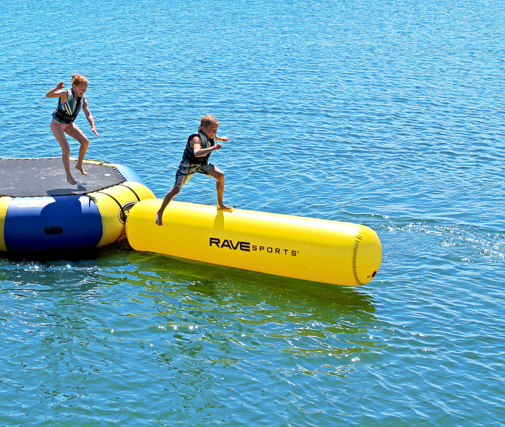 Bongo 13 Water Bouncer with Small Slide and Small Log M351