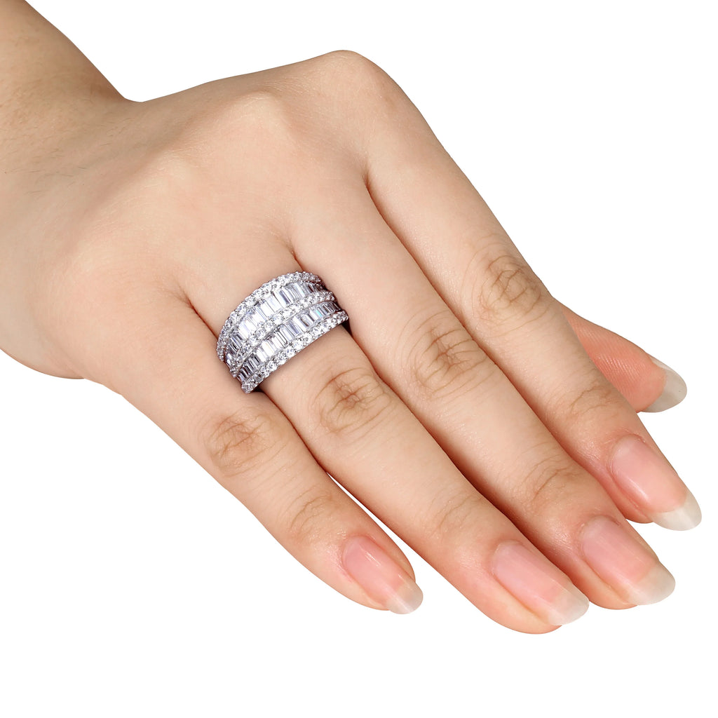 Sterling Silver Cubic Zirconia Cocktail Ring Y658