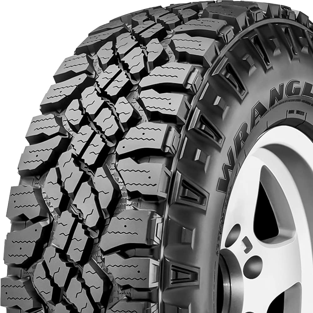 LT235/80R17 120Q Tire J6165