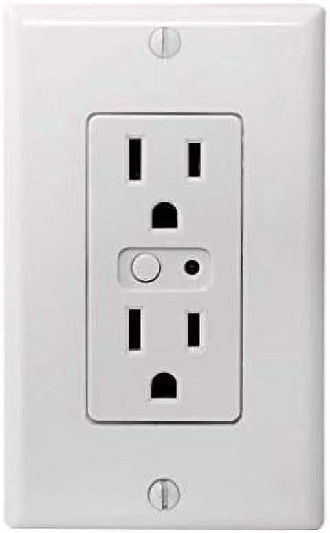 White Z-Wave Single Wall Outlet H110684