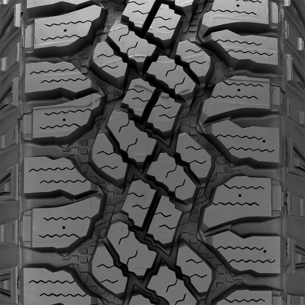 LT235/80R17 120Q Tire J6165
