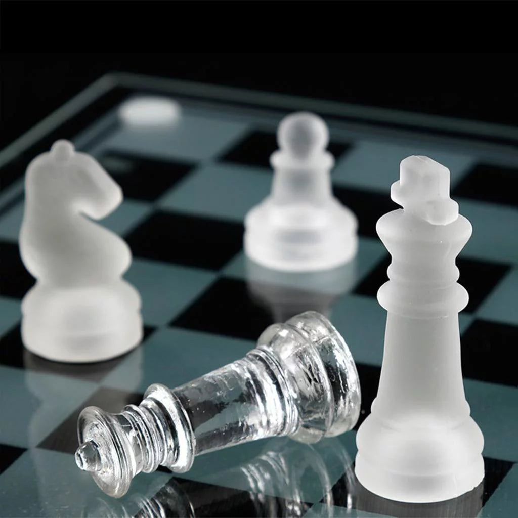 Solid Glass Chess Pieces with Padded Bottom Crystal Chess Board Play Set - 20x20cm M919361