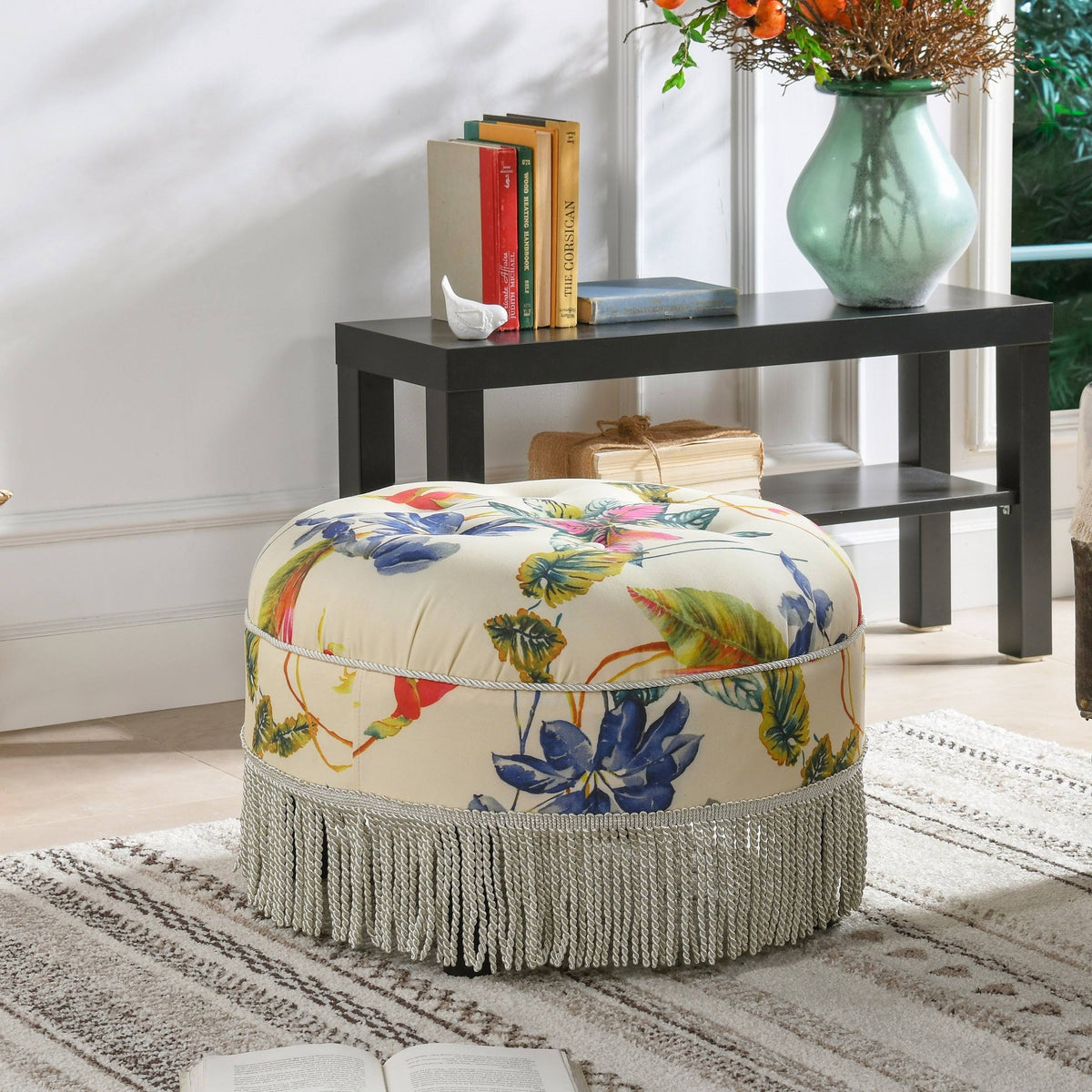 Off White Tufted Round Ottoman O287003