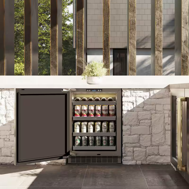 24 in. Single Zone Beverage Fridge with Stainless Door W477