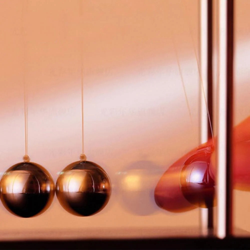 Newton's Cradle Balance Balls R775419