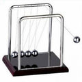 Newton's Cradle Balance Balls R775419