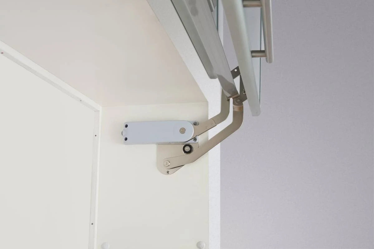 Silver Vertical Swing Up Arm Set M9318