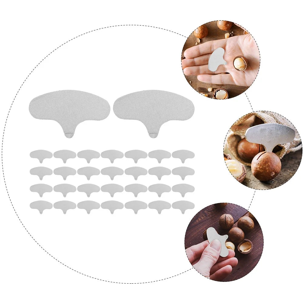 30pcs Portable Iron Walnut Opener C6062