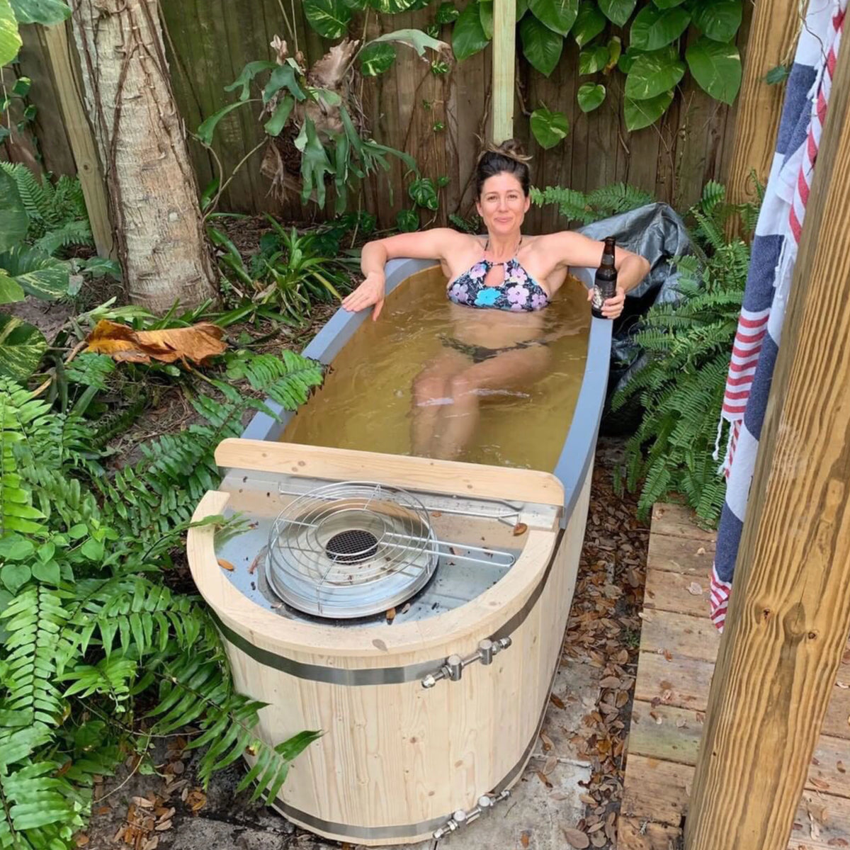 Natural Pine Wood Hot Tub 2 Persons 132 Gallons with Charcoal Stove K16619