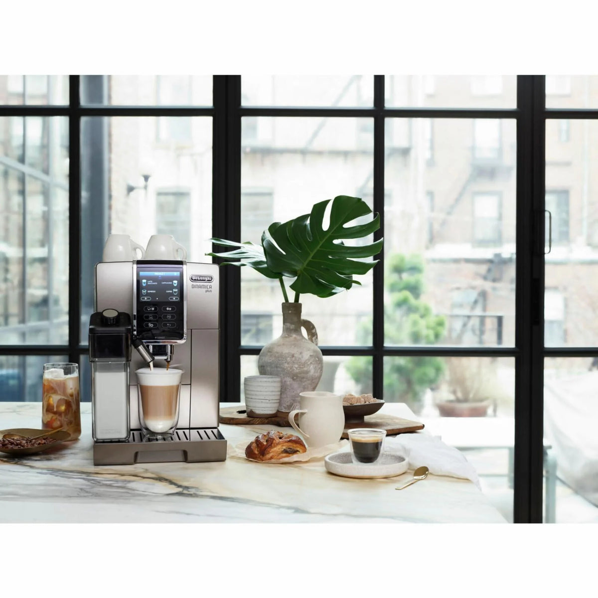 Smart Coffee and Espresso Machine with Automatic Milk Frother B583938